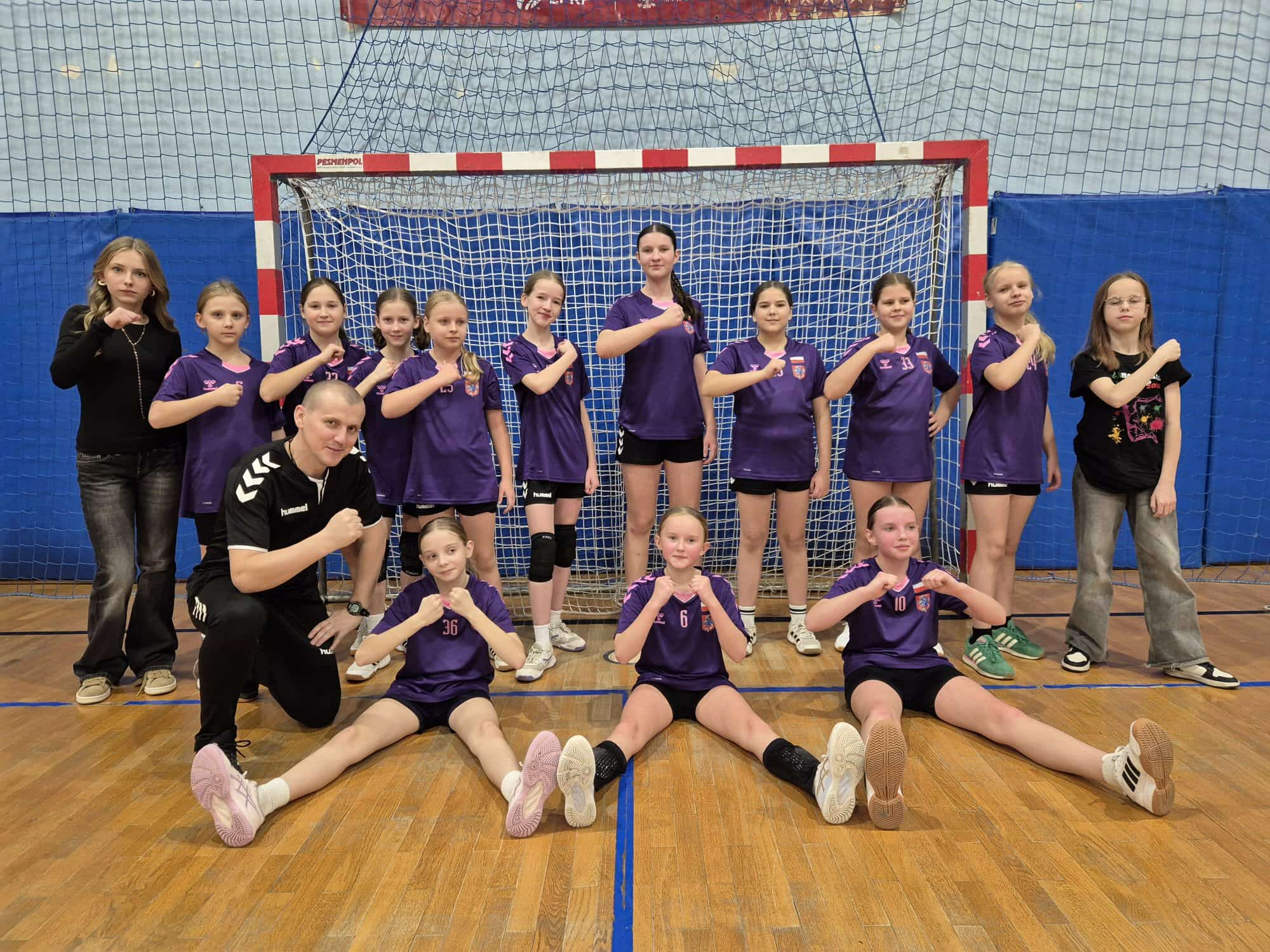 Kolejna wygrana zespołu 2014 i mł.! 🥇🔥🤾‍♀️