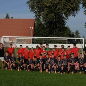 Mecz kontrolny Młodzika z UKS Skarszewy.