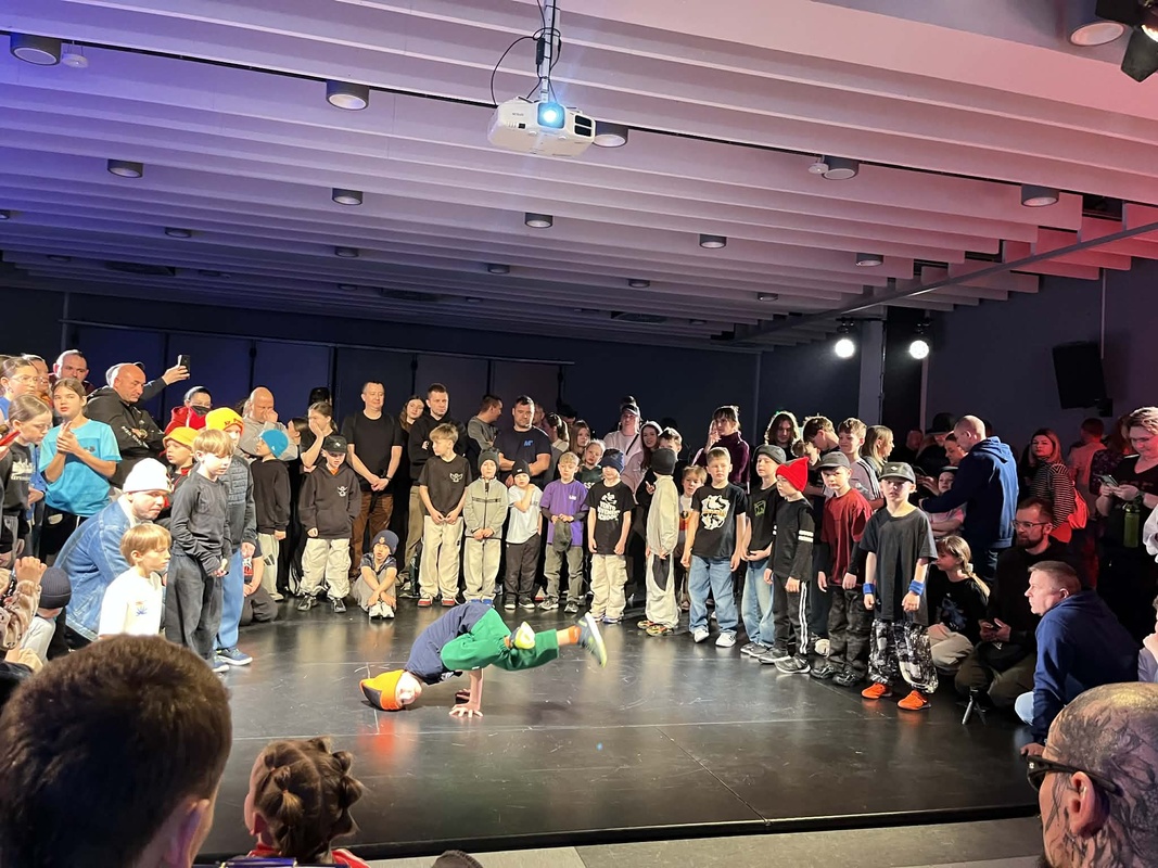 Breaking School Battel vol.11