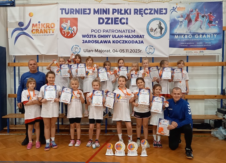 Zespół dziewcząt młodszych (2013 i mł.)