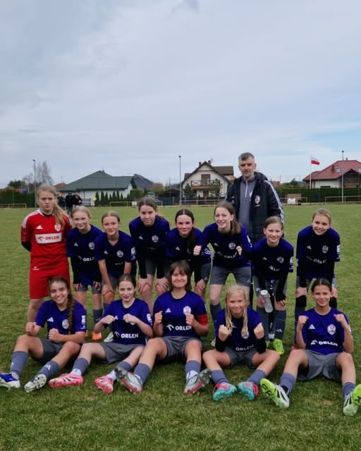 Młodziczki ze zwycięstwem!